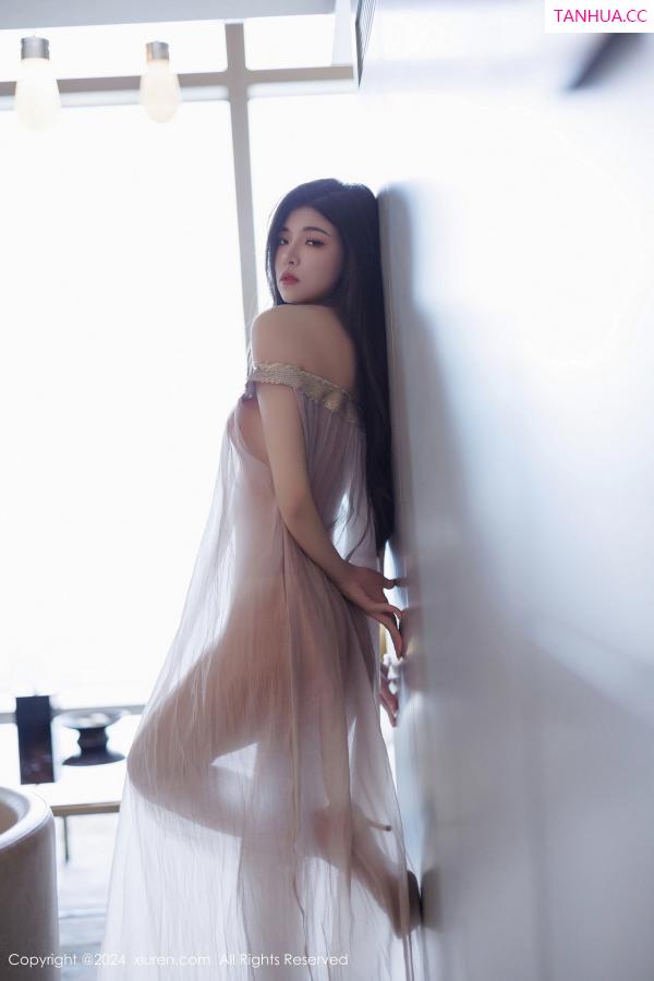   [XiuRen]高清写真图 2024.11.11 No.9426 初梦瑶 美腿性感第32张图片
